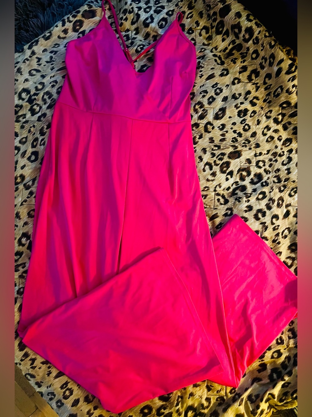 HOT Pink Halter Jumpsuit🔥 Sz Lg